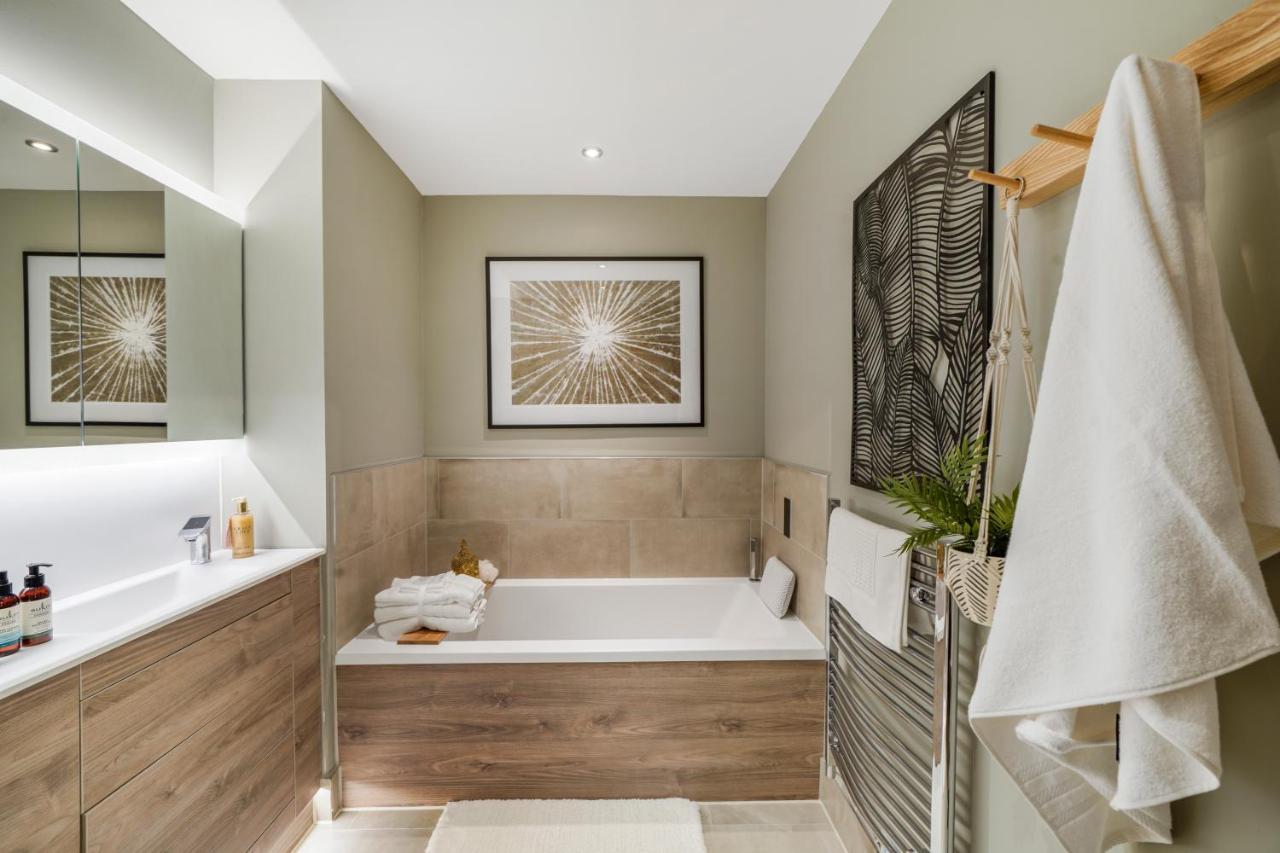The Waterhouse Avenue By Kandara 5 Star City Home In Maidstone Exteriör bild